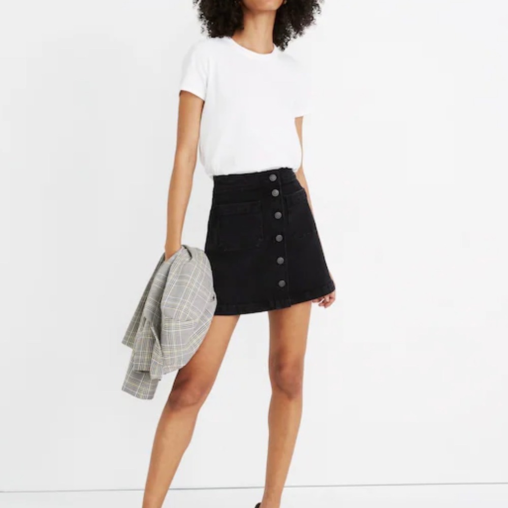 Madewell Black Denim A-Line Mini Skirt Stretch Patch Pocket Women's 6 Small - Picture 2 of 6